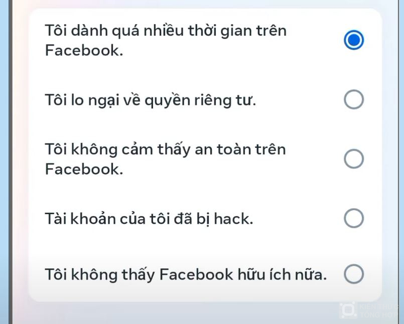 Chọn lý do xong ấn tiếp tục để xóa tài khoản Facebook